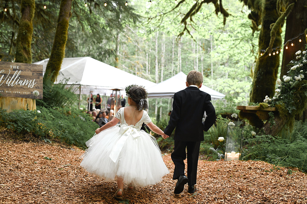 flower girl and ring bearer