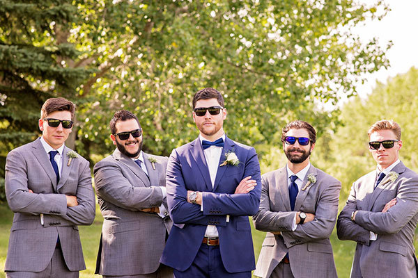 groom and groomsmen